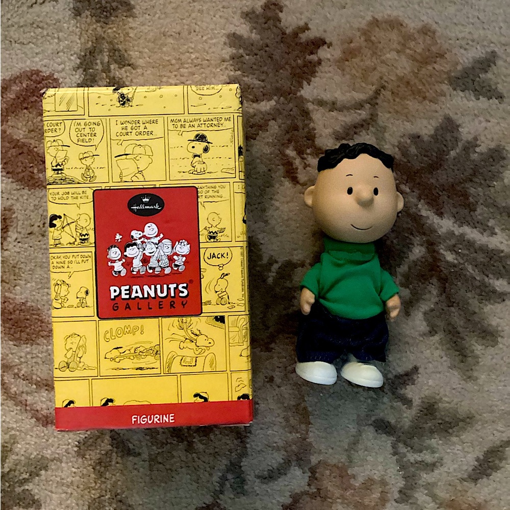 NWT Peanuts Franklin Hallmark Limited Edition Figurine